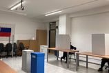 Volici maju k dispozicii infolinku volby su v 33 obciach