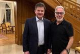 Miroslav Lajcak ma fotografiu so sexualnym predatorom Epsteinom Unikli nove dokumenty Epstein Files