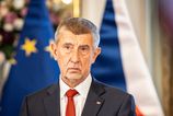 Andrej Babis nesuhlasi s pokusmi o vysloveniu nedovere Kauza SMS je len politicky kabaret a festival pokrytectva opozicie