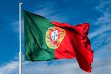 Povedali im nech hladaju hracku a usli Portugalska policia vyhladala par ktory nechal malych chlapcov s previazanymi ocami v lese