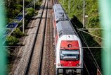 KoljAnice pod nApOrOm horUcAv Zeleznice preventIvne spomAlUju vlAky cestUjUci musIA pOctAt s meSkAnIm