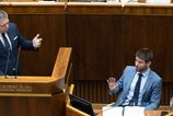Tvrdafackaprevladne strany vprvejpatke najdoveryhodnejsichlidrovniejeanijedenpolitikkcoalicie