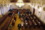 Ceski poslanci schvalili novy rokovaci poriadok alkohol nezakazali