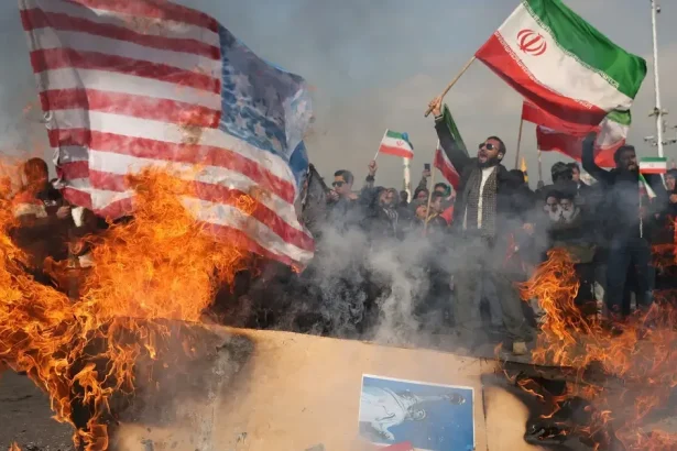 Irán odmieta rokovania s USA po Trumpových slovách o možných rozhovoroch