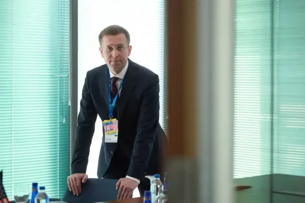Kyjev žiada zraniteľných obyvateľov, aby pred zimou odišli z mesta