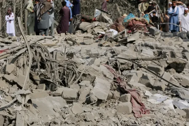 Pakistanské nálety v Afganistane majú tri obete