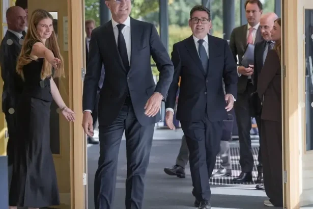 Rutte: Ruské hybridné útoky majú oslabiť podporu Ukrajiny