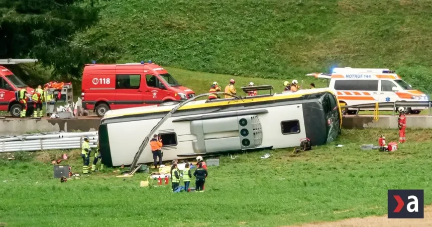 Smrť v prevrátenom autobuse: Odborník prezradil, čo by zmenili pripútaní