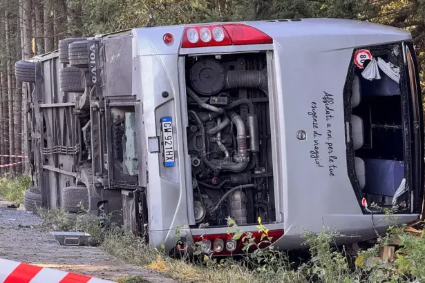 Tragédia na ceste na Oktoberfest: autobus s turistami sa prevrátil, dvaja mŕtvi