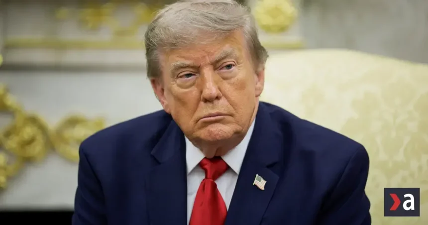 Trump vyzval Zelenského, aby Ukrajina prestala útočiť na ruské ropné zariadenia 1 Trump vyzval Zelenského, aby Ukrajina prestala útočiť na ruské ropné zariadenia