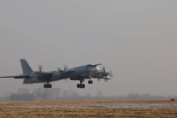 Pri havárii ruského Tu-95 zahynuli traja dôstojníci zodpovední za vojnové zločiny