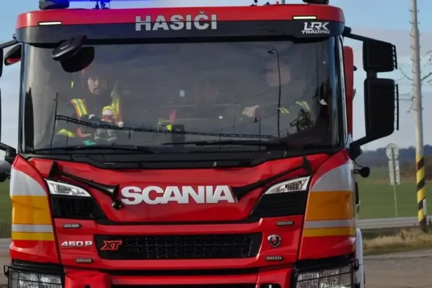 Škoda 130-tisíc eur po požiari strechy rodinného domu v Liptovskom Trnovci